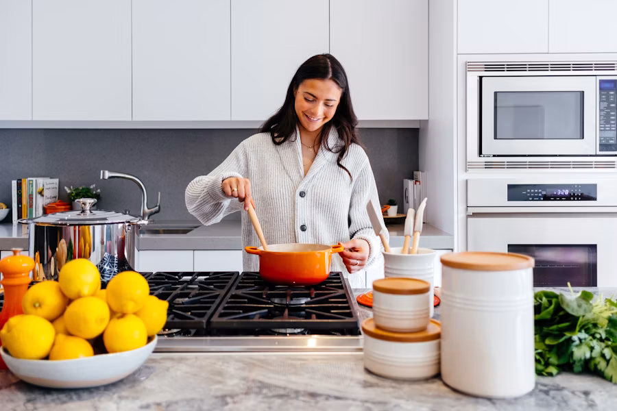Kitchen cookware